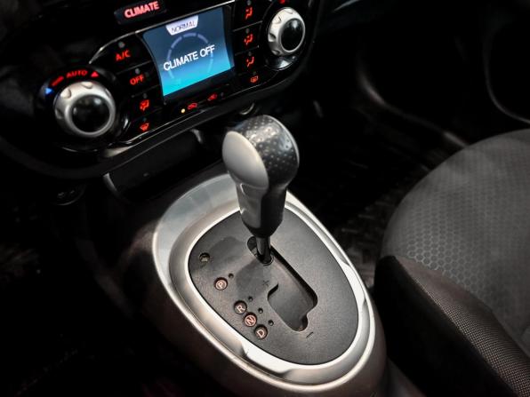 Nissan Juke I Рестайлинг с пробегом 2015 года, цена 1 000 000 рублей, 175441 км, внедорожник, Автокод Объявления