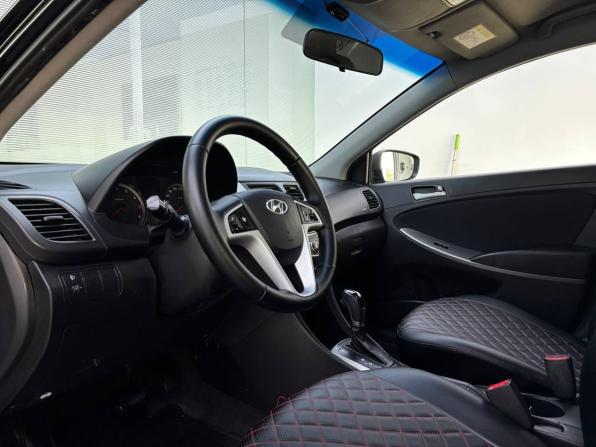 Hyundai Solaris I Рестайлинг с пробегом 2015 года, цена 960 000 рублей, 171714 км, хэтчбек, Автокод Объявления