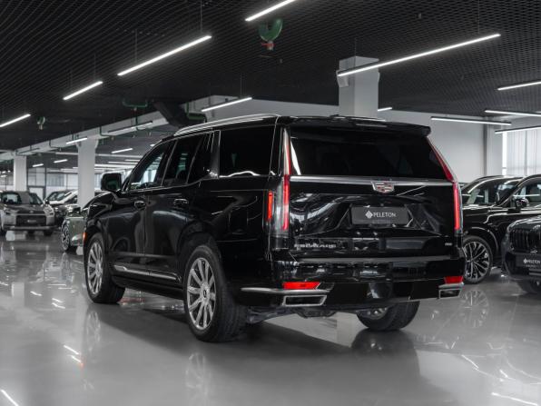 Cadillac Escalade V с пробегом 2023 года, цена 12 400 000 рублей, 17973 км, внедорожник, Автокод Объявления