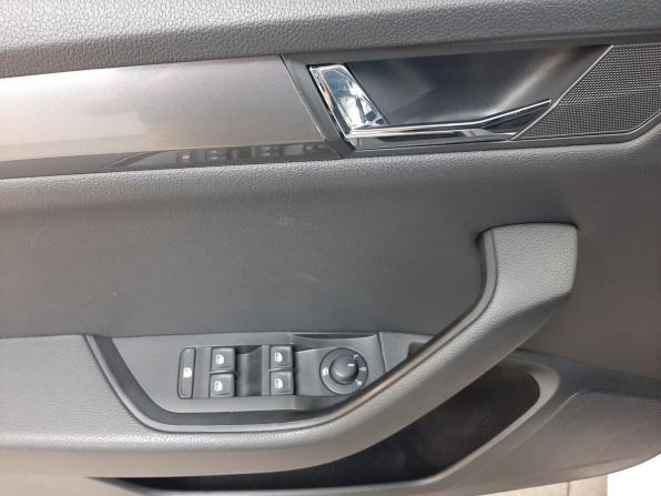 Skoda Superb III с пробегом 2019 года, цена 2 000 000 рублей, 85283 км, лифтбек, Автокод Объявления