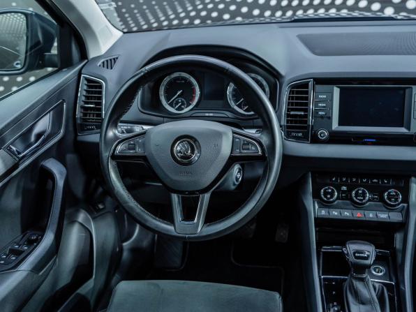 Skoda Karoq I с пробегом 2020 года, цена 2 088 000 рублей, 109881 км, внедорожник, Автокод Объявления