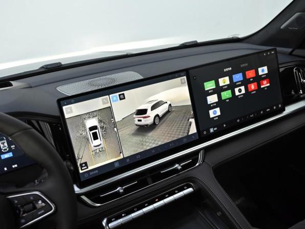 Geely Monjaro I Рестайлинг 2 с пробегом 2026 года, цена 3 999 000 рублей, 13 км, внедорожник, Автокод Объявления