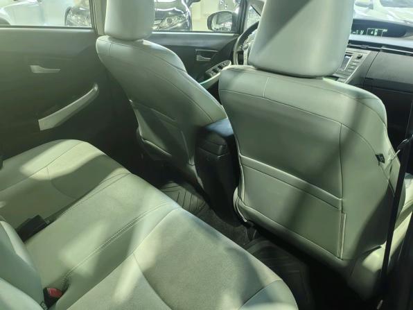 Toyota Prius III Рестайлинг (XW30) с пробегом 2012 года, цена 1 150 000 рублей, 239661 км, лифтбек, Автокод Объявления
