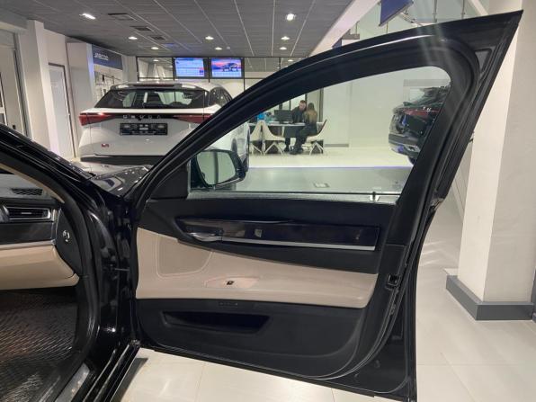 BMW 7 серии V (F01/F02/F04) с пробегом 2009 года, цена 1 500 000 рублей, 323314 км, седан, Автокод Объявления