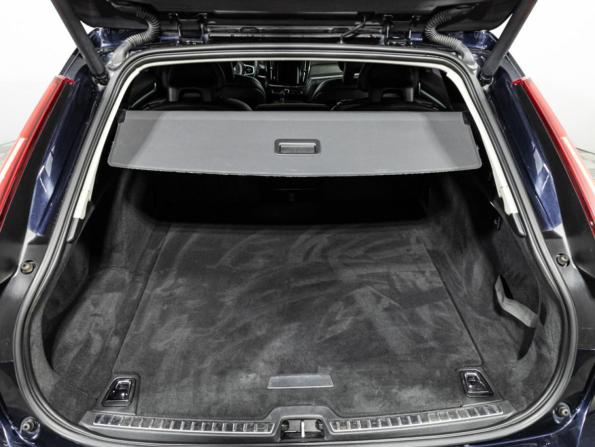 Volvo V90 Cross Country I с пробегом 2017 года, цена 2 899 700 рублей, 181000 км, универсал, Автокод Объявления
