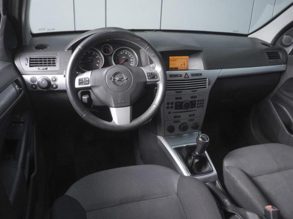 Opel Astra H Рестайлинг с пробегом 2010 года, цена 590 000 рублей, 243436 км, седан, Автокод Объявления