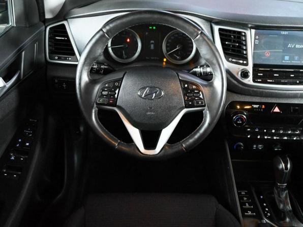 Hyundai Tucson III с пробегом 2018 года, цена 2 000 000 рублей, 208168 км, внедорожник, Автокод Объявления