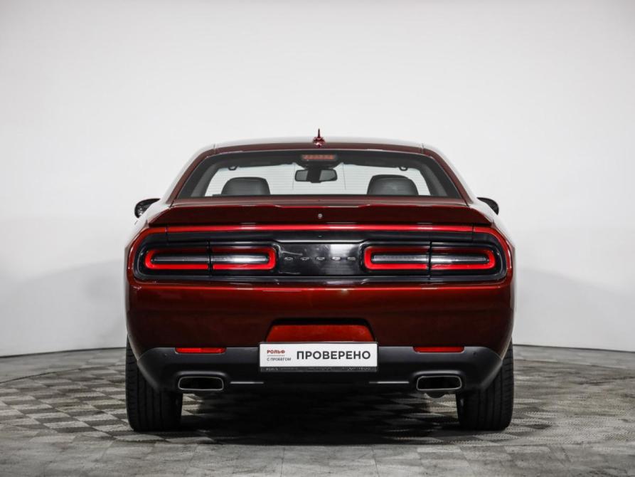 Dodge Challenger III Рестайлинг 2 Санкт-Петербург  - изображение 6