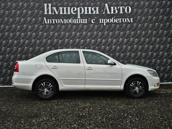 Skoda Octavia II (A5) Рестайлинг с пробегом 2012 года, цена 720 000 рублей, 228000 км, лифтбек, Автокод Объявления