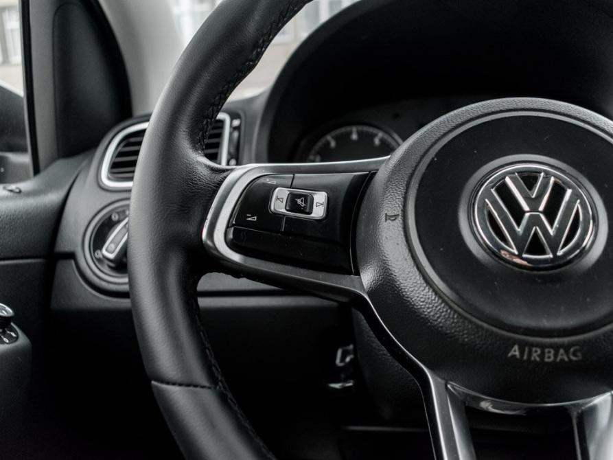 Volkswagen Polo V Рестайлинг Екатеринбург  - изображение 15