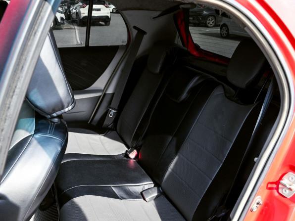 Toyota Yaris II с пробегом 2006 года, цена 502 000 рублей, 216222 км, хэтчбек, Автокод Объявления