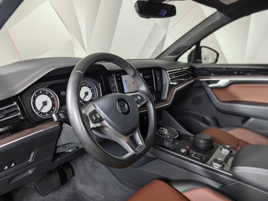 Volkswagen Touareg III Москва  - изображение 17