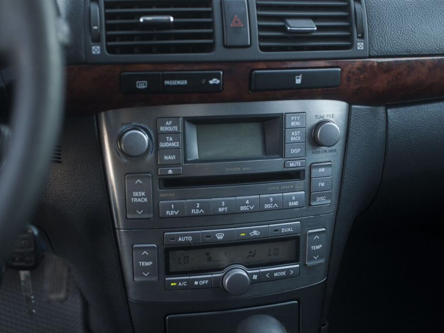 Toyota Avensis II Курган  - изображение 18