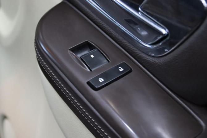 Cadillac Escalade III с пробегом 2013 года, цена 2 460 650 рублей, 316194 км, внедорожник, Автокод Объявления