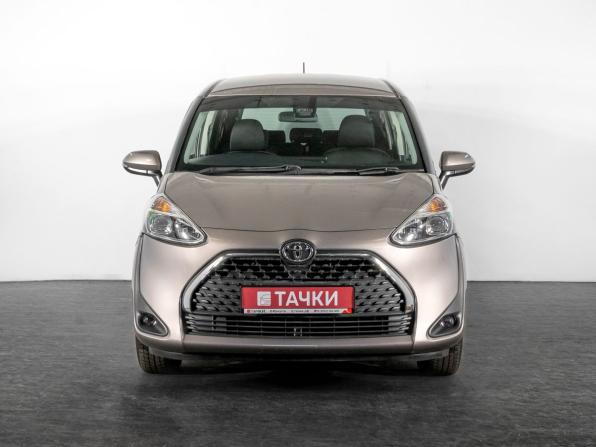 Toyota Sienta II Рестайлинг с пробегом 2021 года, цена 1 600 500 рублей, 36859 км, компактвэн, Автокод Объявления