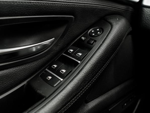 BMW 5 серии VI (F10/F11/F07) с пробегом 2012 года, цена 1 395 000 рублей, 328831 км, седан, Автокод Объявления