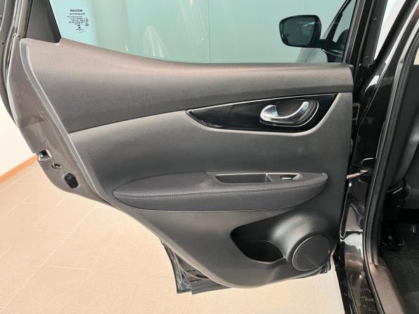 Nissan Qashqai II с пробегом 2014 года, цена 1 320 000 рублей, 203321 км, внедорожник, Автокод Объявления