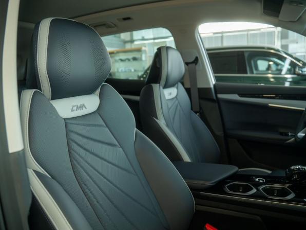 Новый Geely Atlas II 2026 года, цена 3 418 940 рублей, внедорожник, Автокод Объявления