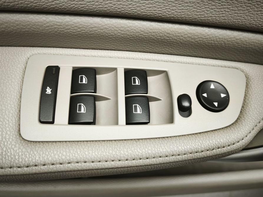 BMW 1 серии I (E81/E82/E87/E88) Рестайлинг Москва  - изображение 14