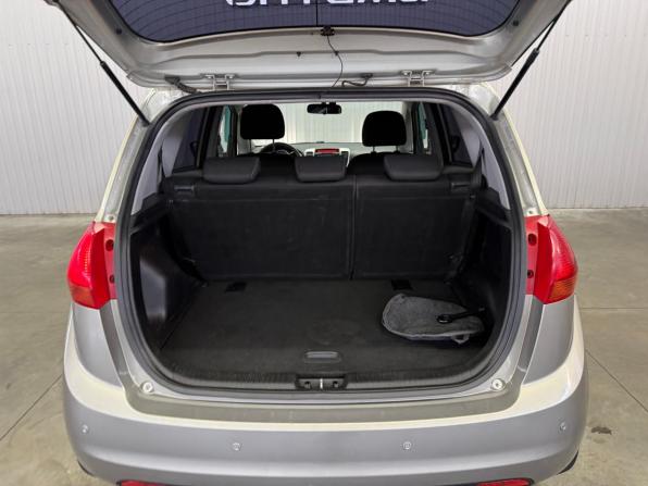 Kia Venga I с пробегом 2012 года, цена 937 000 рублей, 183180 км, минивэн, Автокод Объявления