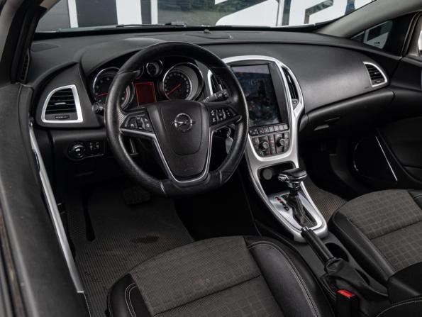 Opel Astra J Рестайлинг с пробегом 2014 года, цена 900 000 рублей, 152427 км, хэтчбек, Автокод Объявления