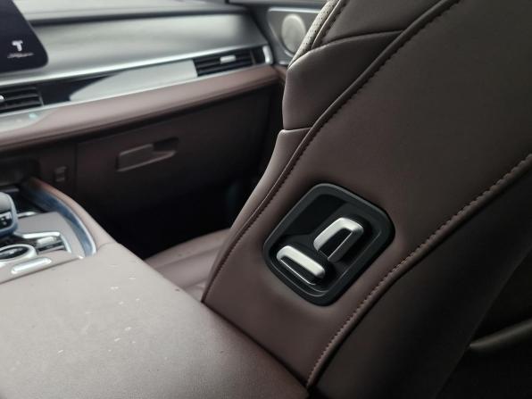Chery Tiggo 8 Pro Plug-in Hybrid с пробегом 2023 года, цена 2 929 000 рублей, 7070 км, внедорожник, Автокод Объявления
