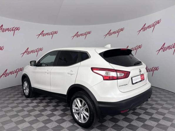 Nissan Qashqai II с пробегом 2018 года, цена 1 829 000 рублей, 98653 км, внедорожник, Автокод Объявления