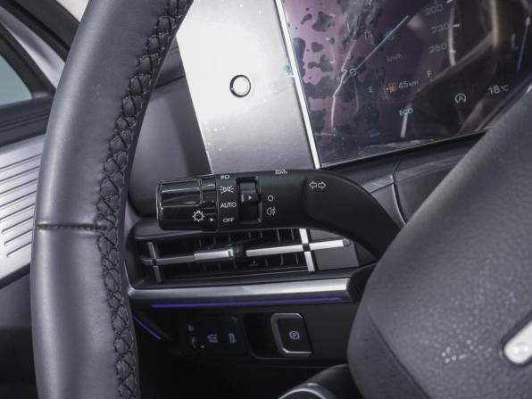 Hyundai Santa Fe V (MX5) с пробегом 2026 года, цена 5 550 000 рублей, 137 км, внедорожник, Автокод Объявления