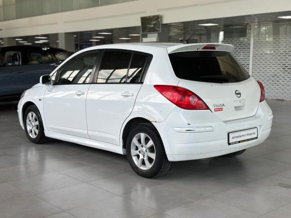 Nissan Tiida I Рестайлинг с пробегом 2013 года, цена 749 000 рублей, 180000 км, хэтчбек, Автокод Объявления