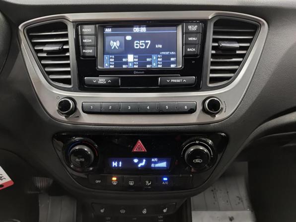 Hyundai Solaris II Рестайлинг с пробегом 2022 года, цена 1 480 000 рублей, 74500 км, седан, Автокод Объявления