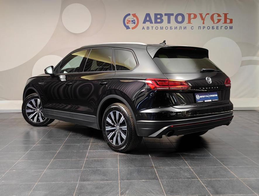 Volkswagen Touareg III Москва  - изображение 2