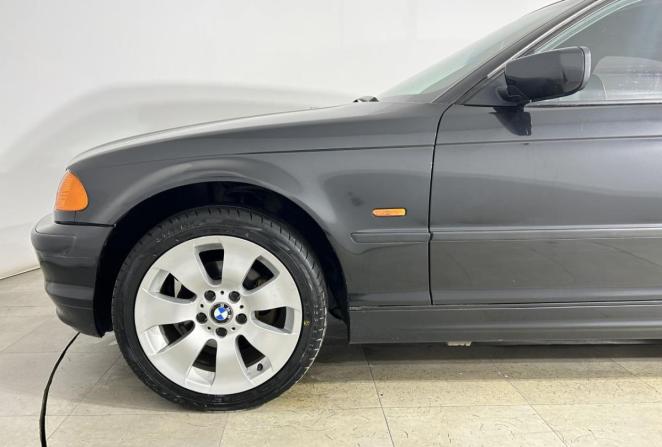BMW 3 серии IV (E46) с пробегом 2001 года, цена 649 000 рублей, 305355 км, седан, Автокод Объявления