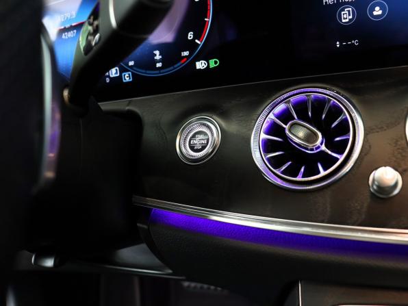 Mercedes-Benz E-Класс V (W213 S213 C238) Рестайлинг с пробегом 2020 года, цена 4 500 000 рублей, 42407 км, седан, Автокод Объявления