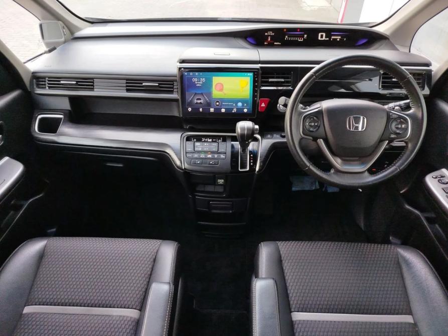 Honda Stepwgn V Москва  - изображение 12