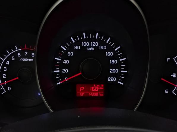 Kia Rio III Рестайлинг с пробегом 2017 года, цена 1 015 000 рублей, 143704 км, хэтчбек, Автокод Объявления