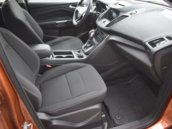 Ford Kuga II Рестайлинг с пробегом 2018 года, цена 1 670 000 рублей, 123735 км, внедорожник, Автокод Объявления