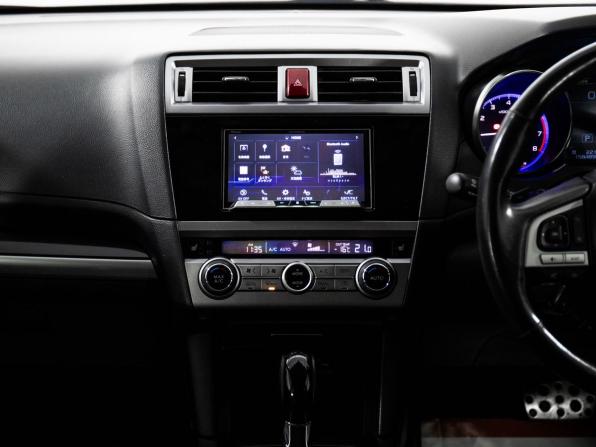 Subaru Outback V с пробегом 2017 года, цена 2 409 000 рублей, 158489 км, универсал, Автокод Объявления