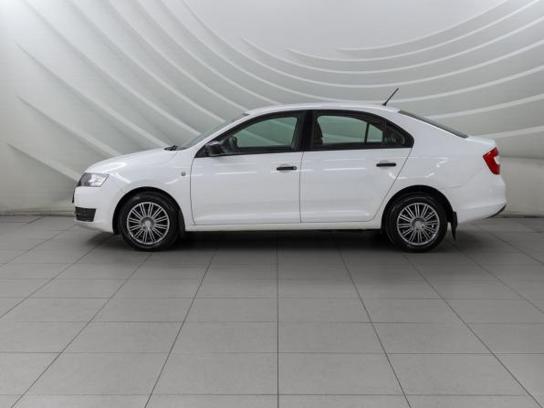 Skoda Rapid I с пробегом 2014 года, цена 778 000 рублей, 189627 км, лифтбек, Автокод Объявления
