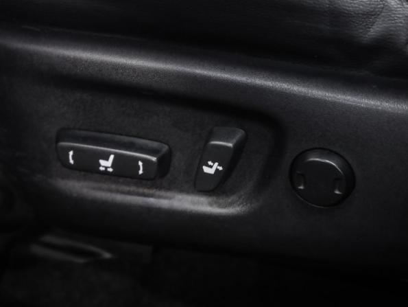 Toyota RAV4 IV (XA40) с пробегом 2013 года, цена 1 799 000 рублей, 240747 км, внедорожник, Автокод Объявления