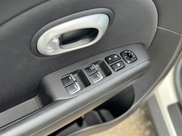 Kia Soul II Рестайлинг с пробегом 2018 года, цена 1 415 000 рублей, 86983 км, хэтчбек, Автокод Объявления