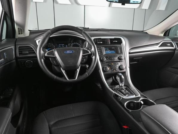 Ford Mondeo V с пробегом 2016 года, цена 1 519 000 рублей, 121936 км, седан, Автокод Объявления
