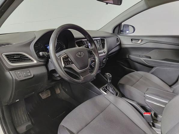 Hyundai Solaris II с пробегом 2017 года, цена 1 200 000 рублей, 192853 км, седан, Автокод Объявления