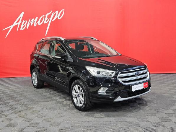 Ford Kuga II Рестайлинг с пробегом 2017 года, цена 2 049 000 рублей, 17629 км, внедорожник, Автокод Объявления