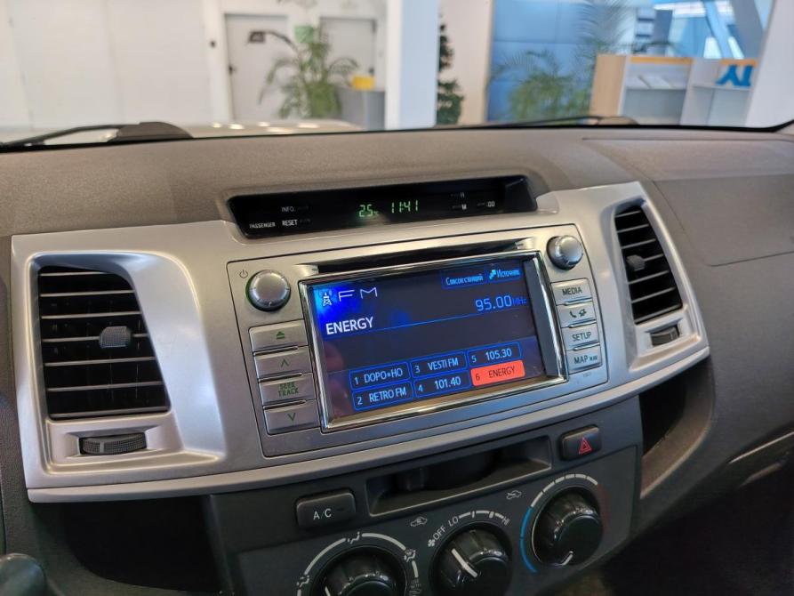 Toyota Hilux VII Рестайлинг Санкт-Петербург  - изображение 16