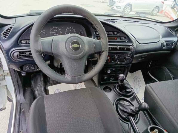 Chevrolet Niva I Рестайлинг с пробегом 2017 года, цена 725 000 рублей, 200510 км, внедорожник, Автокод Объявления
