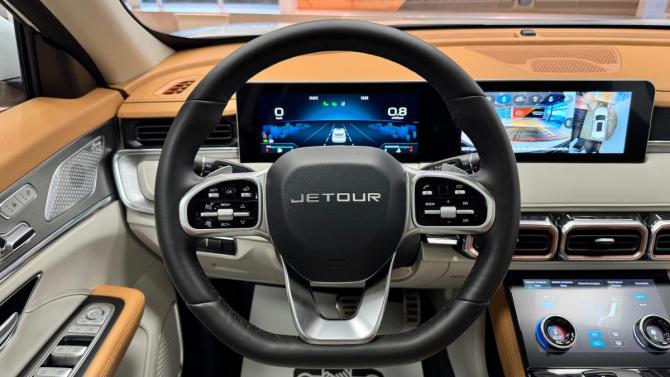 JETOUR X70+ I Рестайлинг с пробегом 2024 года, цена 2 725 000 рублей, 1742 км, внедорожник, Автокод Объявления