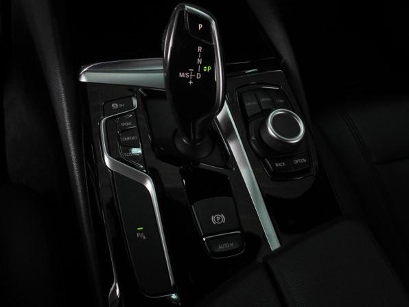 BMW 5 серии VII (G30/G31/G38) с пробегом 2019 года, цена 2 959 000 рублей, 108995 км, седан, Автокод Объявления