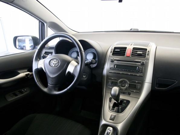 Toyota Auris I с пробегом 2008 года, цена 590 000 рублей, 151949 км, хэтчбек, Автокод Объявления