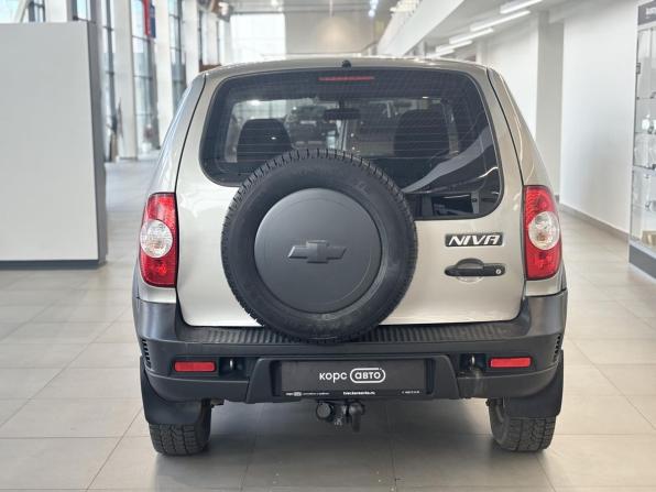 Chevrolet Niva I Рестайлинг с пробегом 2012 года, цена 526 000 рублей, 134181 км, внедорожник, Автокод Объявления