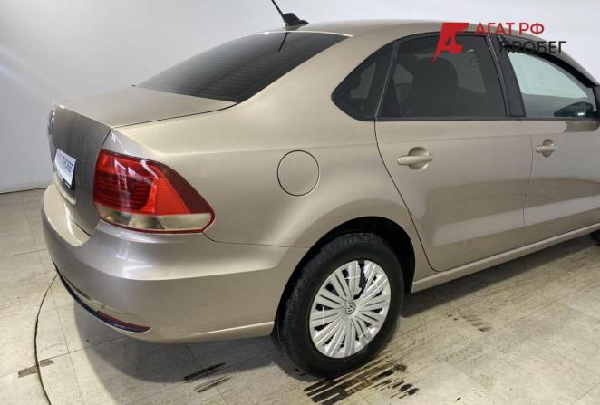 Volkswagen Polo V Рестайлинг с пробегом 2017 года, цена 1 050 000 рублей, 189306 км, седан, Автокод Объявления